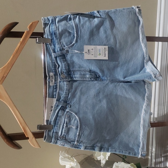 Kensie Pants - Nwr Kensie jeans short 14/31 light blue